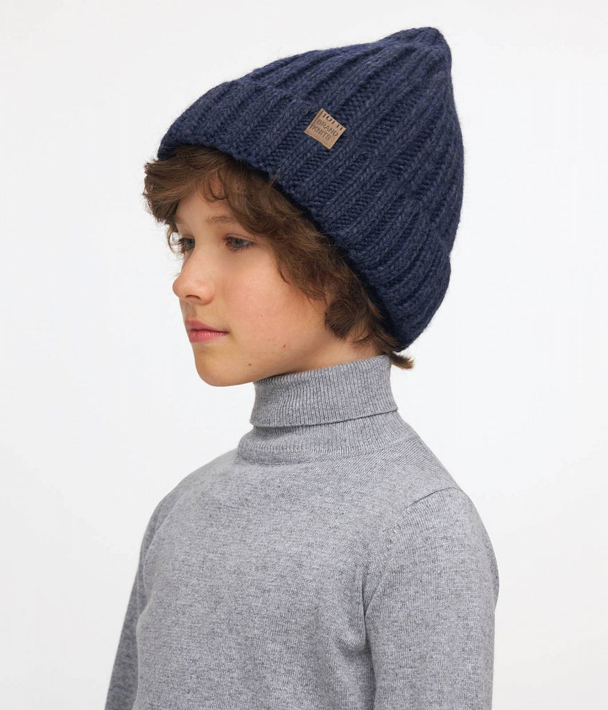 11269 Boys’ Ribbed Knit Winter Hat with Pointed Crown – Wool Blend | Sizes 54–56 | Ages 6–12 Years