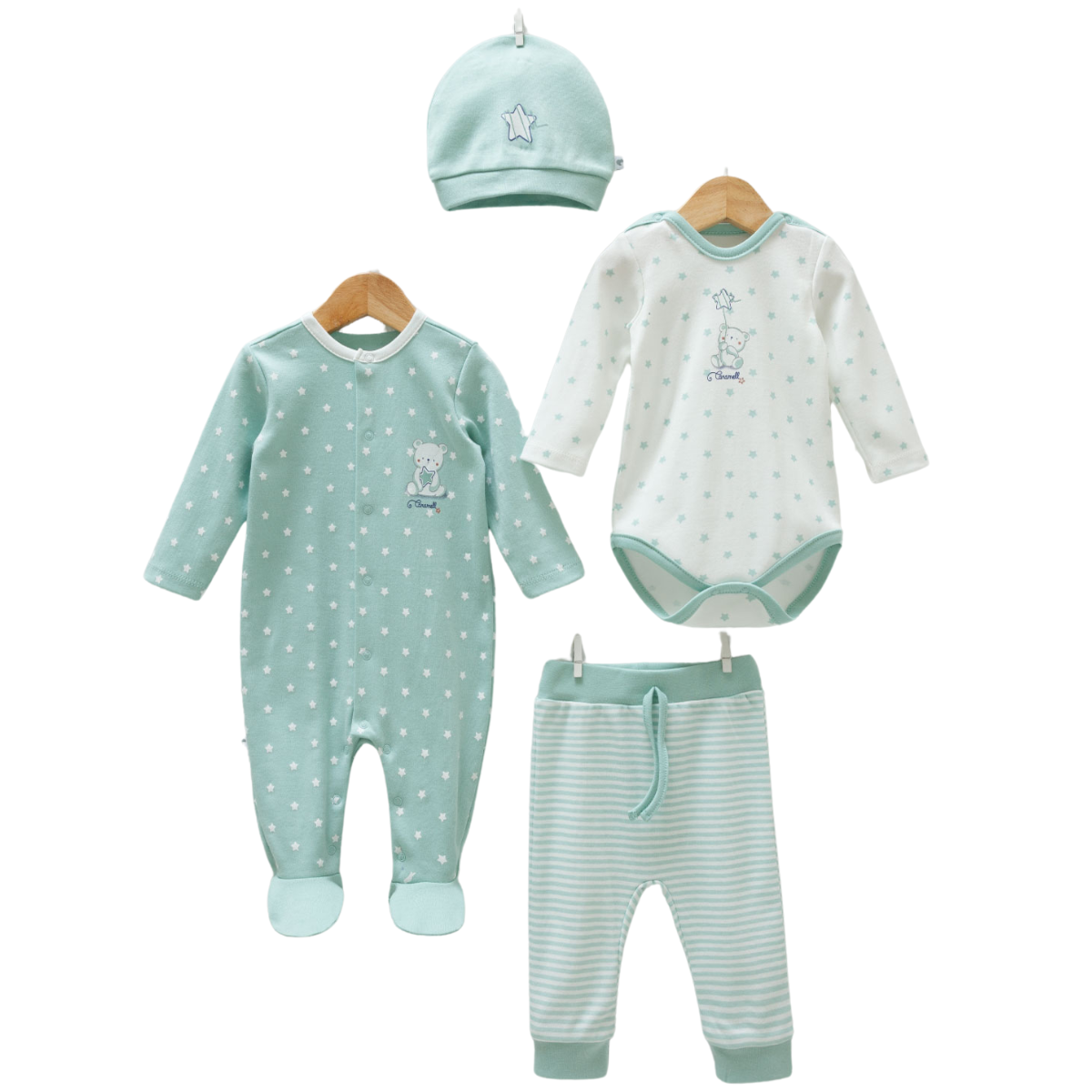 green newborn set with hat