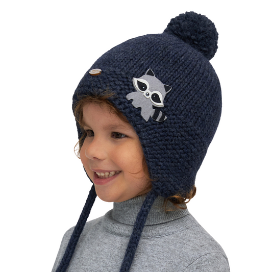 11262 Boys’ Knitted Winter Hat with Pom-Pom, Earflaps & Raccoon Appliqué | Sizes 50–52 cm | 18–36 Months | Baby Alpaca, Wool | 100% Cotton Lining