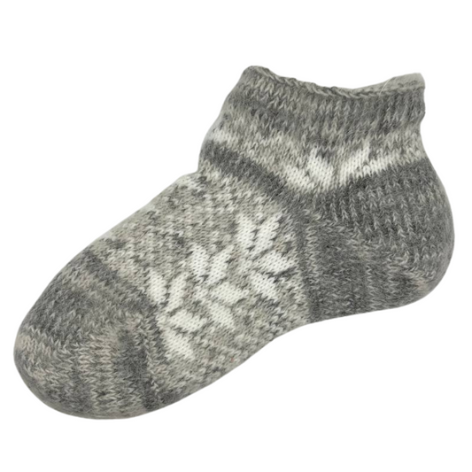 005 Hand-Knitted Unisex Wool Socks – Teens & Adult Size | 9+ Years (21.5–25 cm)