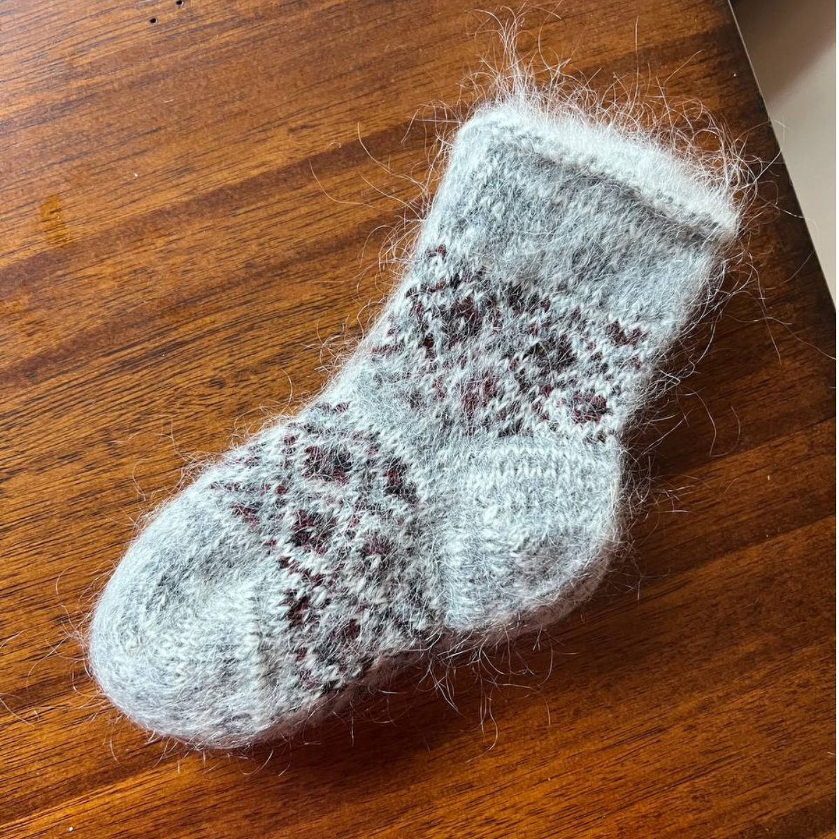 002 Hand-Knitted Unisex Wool Socks 1-3 Years (13–15.5 cm)