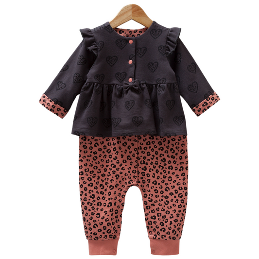 8278 Caramell Baby Girl Romper without Feet – Grey & Pink with Heart and Leopard Print | 100% Cotton, Thick Knit | Turkey | Sizes 62–74 cm