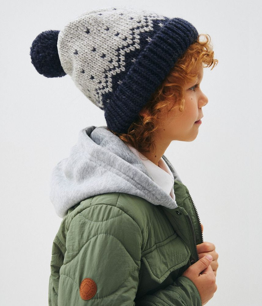 10032 Boys’ Knitted Winter Beanie with Nordic Pattern & Pom-Pom – Wool Blend | Sizes 54–56 | Ages 6–12 Years