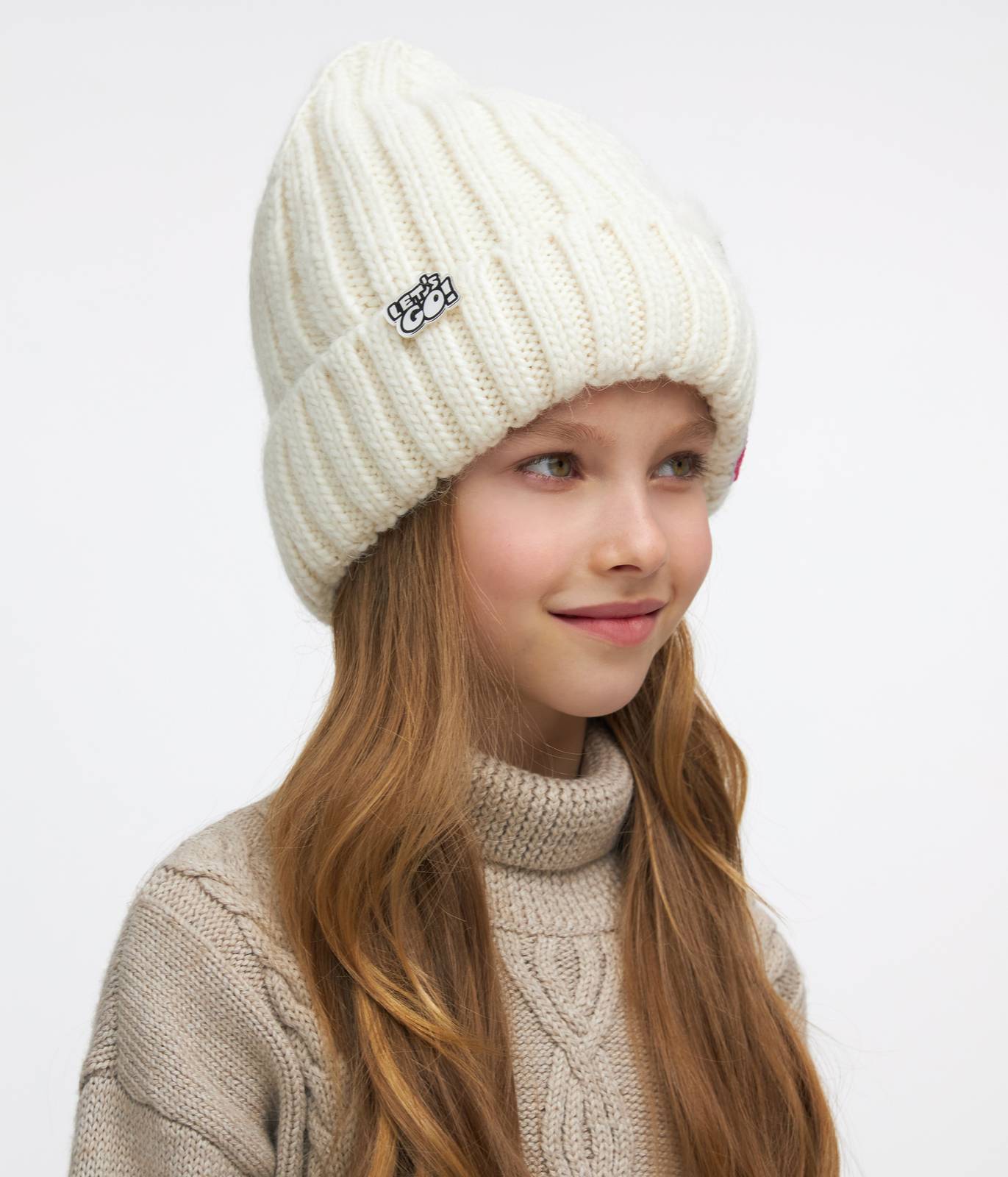 11283 Girls’ Knitted Winter Hat with Sequin Smiley Patch | Size 54–56 cm | Ages 6–12 | 100% Cotton Lining | Baby Alpaca, Wool