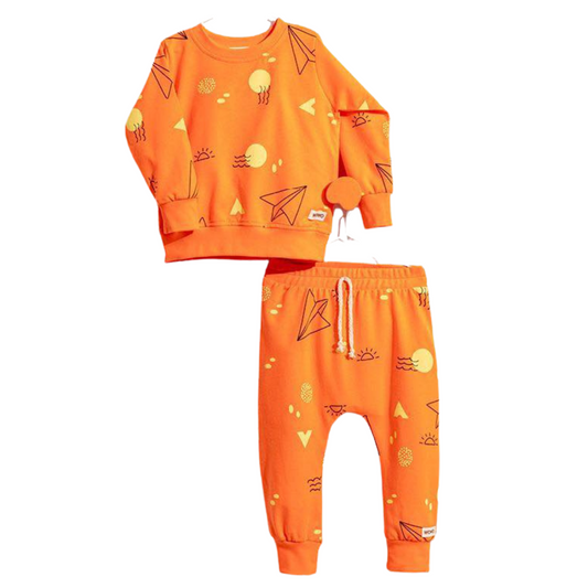3530 WOWO Unisex Baby Sweatshirt & Jogger Set – Bright Orange with Paper Plane Print | Size 6–9 Months