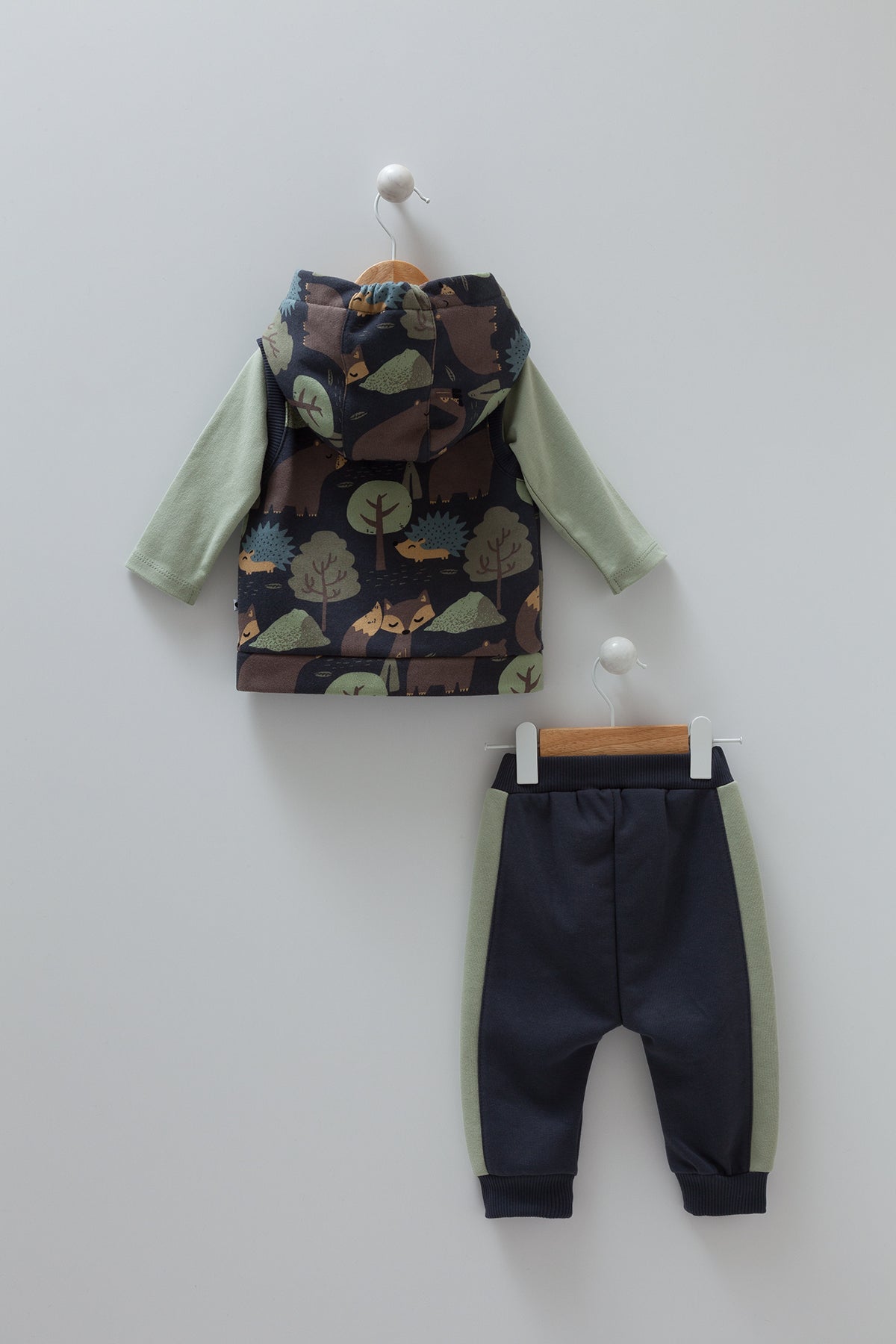 8251 Caramell Baby Boys’ 3-Piece Set – Forest Print Vest (with fleece lining), Long Sleeve Top & Pants (with fleece lining) | 3–18 Months | Cotton | Turkey