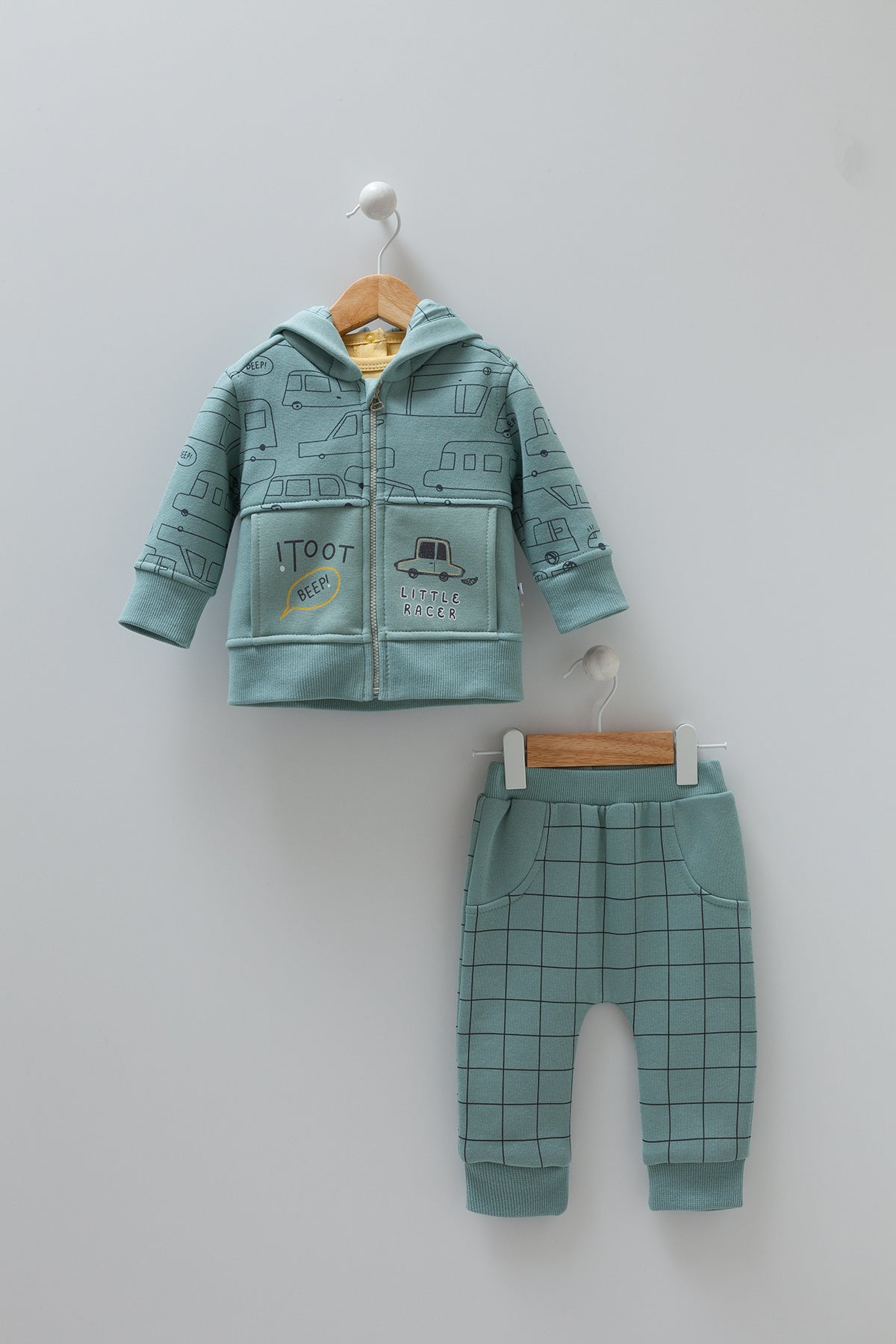8263 Caramell Baby Boy Green 3-Piece Fleece-Lined Set – Pants, T-Shirt & Zip-Up Hoodie with Hood | Cotton | Sizes 3–18 Months | Made in Turkey