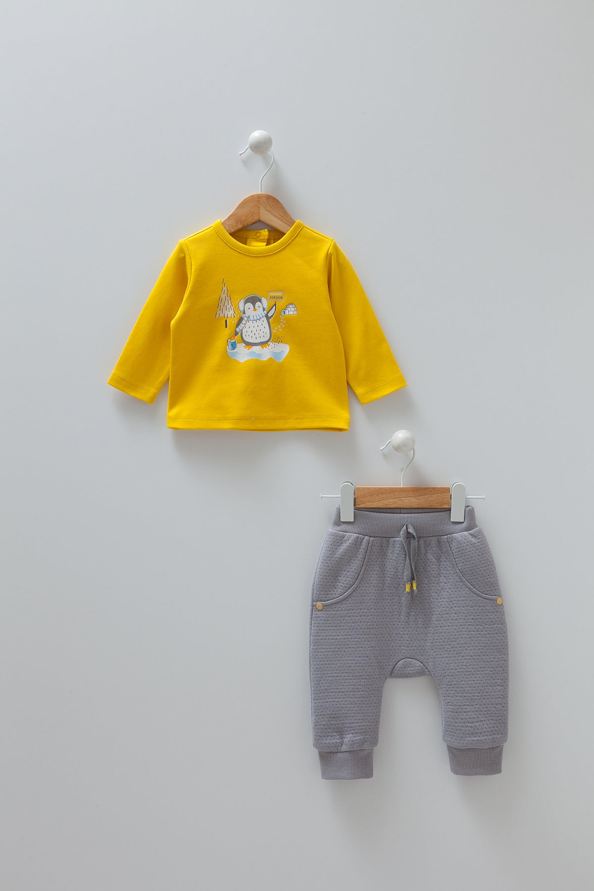 8326 Caramell Baby Boys’ 3-Piece Set – Penguin Hoodie, T-Shirt & Grey Pants | 0–12 Months | Cotton | Turkey