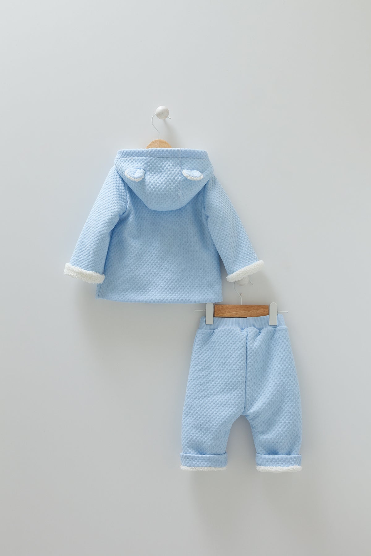8348 Caramell Baby Boy Plush Blue 2-Piece Set – Hooded Jacket with Ears & Pants | Sizes 3–18 Months | Made in Turkey