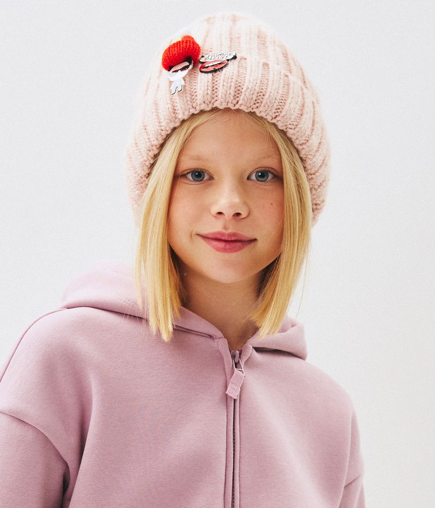 10125 Girls’ Winter Knit Hat with Sewn-On Appliqués | Size 54–56 cm | Ages 6–12 Years | Baby Alpaca, Wool | 100% Cotton Lining