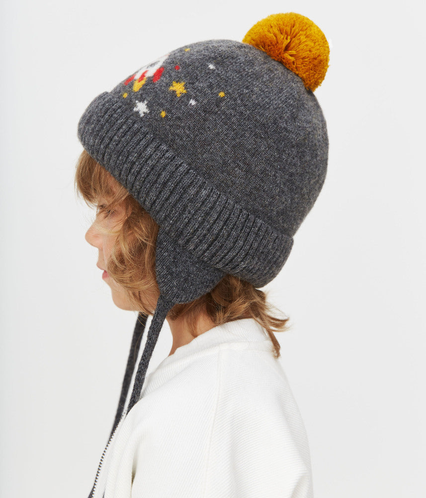 11260 Boys’ Knitted Winter Hat with Pom-Pom & Earflaps – Rocket & Stars Design | Sizes 48–50 cm | 9–18 Months | Сashmere, Wool | 100% Cotton Lining