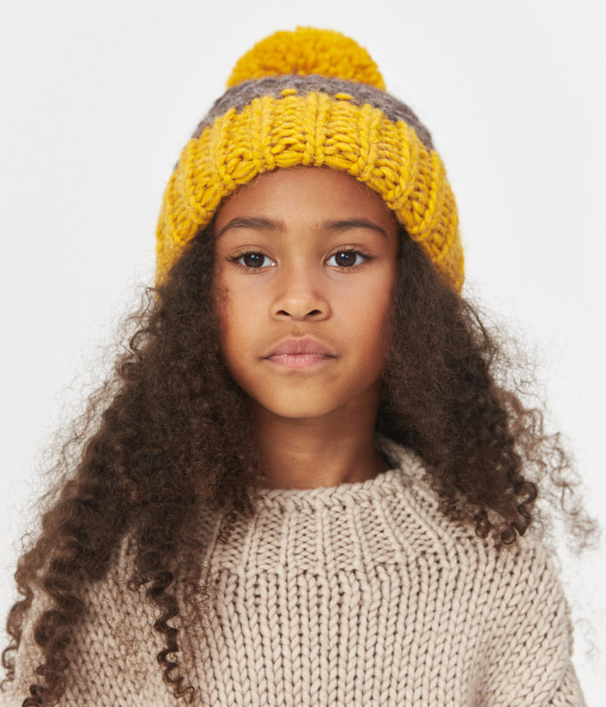 80591 Girls’ Knitted Winter Hat with Large Pom-Pom | Size 54–56 cm | Ages 6–12 Years | 100% Cotton Lining | Baby Alpaca, Wool